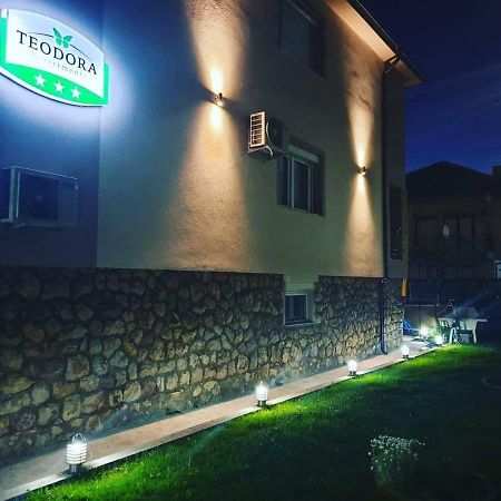 Apartments Teodora Охрид Экстерьер фото