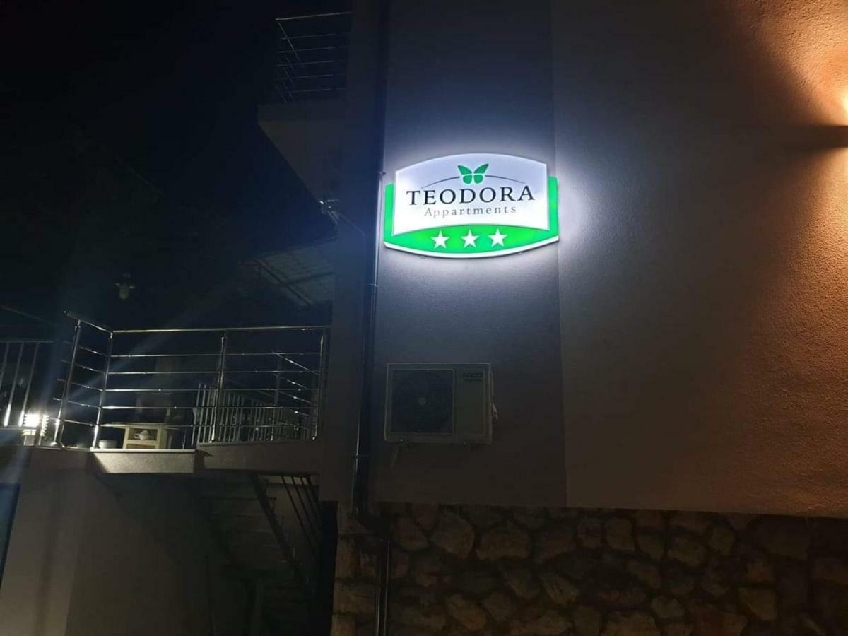 Apartments Teodora Охрид Экстерьер фото